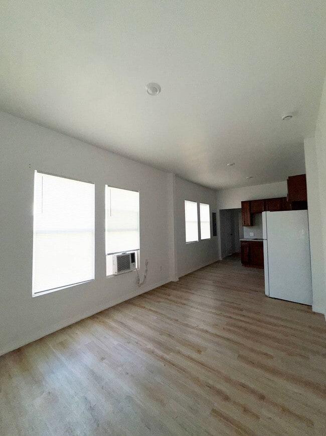 property at 101 W 21st St