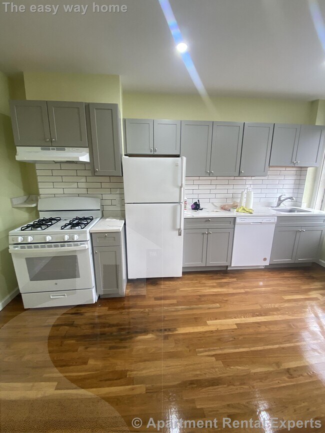 449 Somerville Ave in Somerville, MA - Building Photo - Building Photo