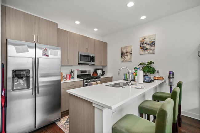 650 N Green St in Chicago, IL - Building Photo - Building Photo