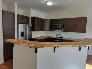 805 Spruce St in Lumberton, NC - Building Photo - Building Photo