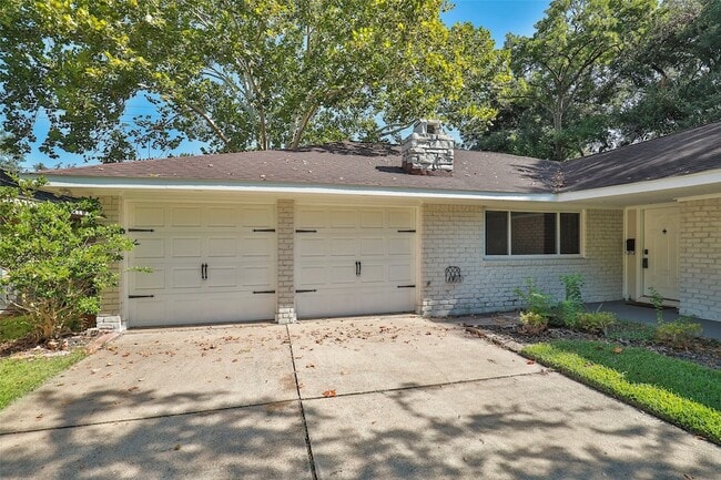6106 Kuldell Dr in Houston, TX - Building Photo - Building Photo