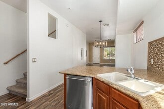 9551 E Redfield Rd in Scottsdale, AZ - Building Photo - Building Photo