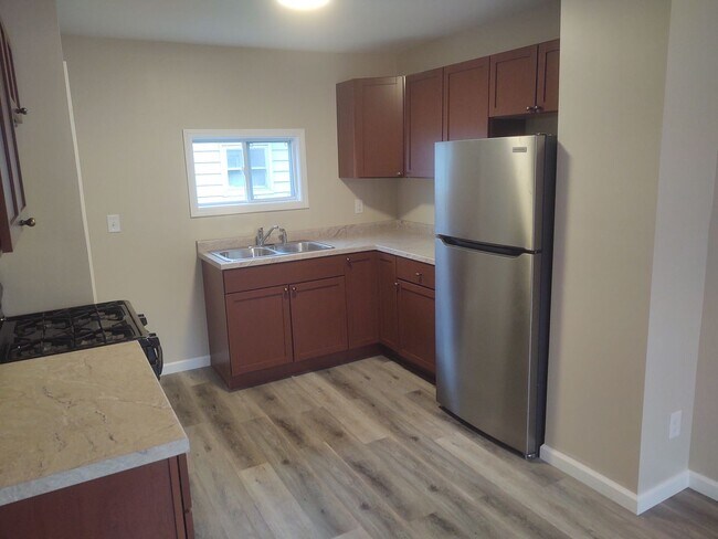 637 23rd Ave in East Moline, IL - Building Photo - Building Photo