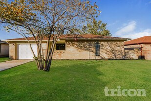820 Oak Grove Ln in Royse City, TX - Building Photo
