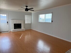 928 E Meats Ave in Orange, CA - Building Photo - Building Photo