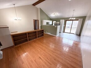 1128 28th St in Ames, IA - Building Photo - Building Photo