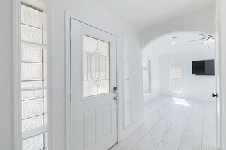 2122 Maple Cir in Rosenberg, TX - Building Photo - Building Photo