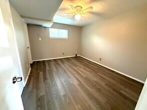 9733 Neuens Rd in Houston, TX - Building Photo - Building Photo