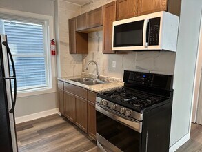 4056 W Dickens Ave in Chicago, IL - Building Photo - Building Photo