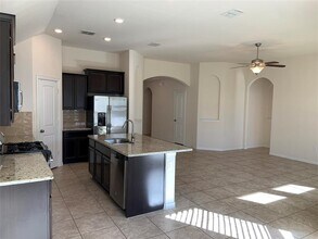 501 Cardenas Ln in Austin, TX - Building Photo - Building Photo