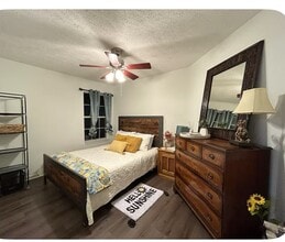 2762 River Bend Dr in Nashville, TN - Foto de edificio - Building Photo