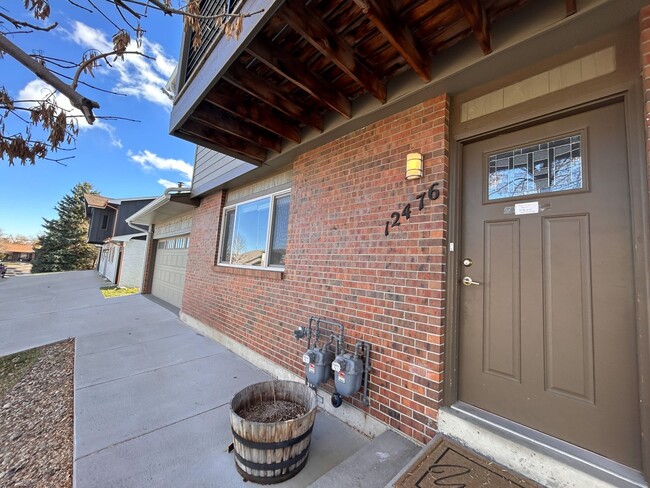 12476 W 8th Pl in Golden, CO - Foto de edificio - Building Photo