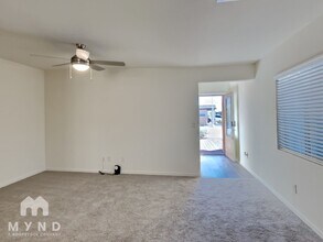 4249 Gold Desert St in North Las Vegas, NV - Building Photo - Building Photo