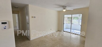 616 N Hartley Cir in Deltona, FL - Building Photo - Building Photo