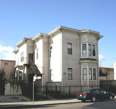 415 Foothill Blvd in Oakland, CA - Building Photo - Building Photo