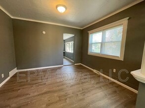 1148 Columbia St in Waterloo, IA - Building Photo - Building Photo