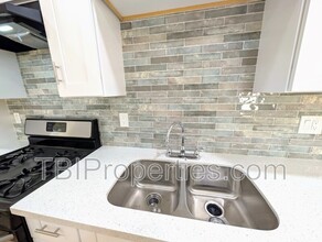 4060 6th St in Riverside, CA - Building Photo - Building Photo