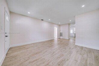 10480 SW 173rd St in Miami, FL - Building Photo - Building Photo