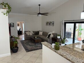 7 Hawthorne Ln in Boynton Beach, FL - Building Photo - Building Photo