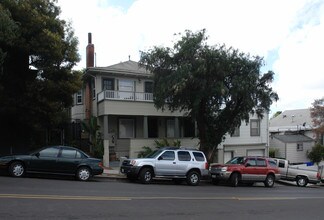 2041 C St in San Diego, CA - Foto de edificio - Building Photo