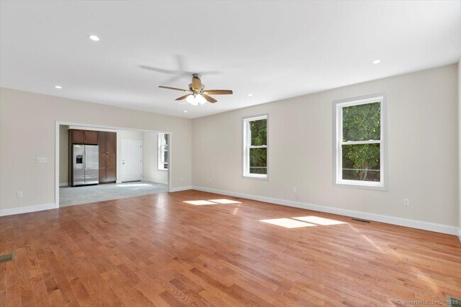 67 Beech St-Unit -1 in New Haven, CT - Building Photo - Building Photo