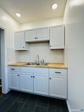 67 Burke St in Hamden, CT - Building Photo - Building Photo