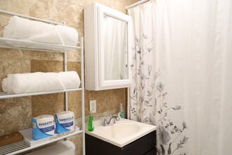 118 Corbin Ave, Unit 1 in Jersey City, NJ - Building Photo - Building Photo