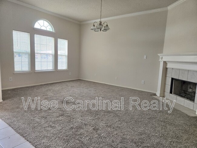 5122 Aberdeen Ave in Lubbock, TX - Building Photo - Building Photo