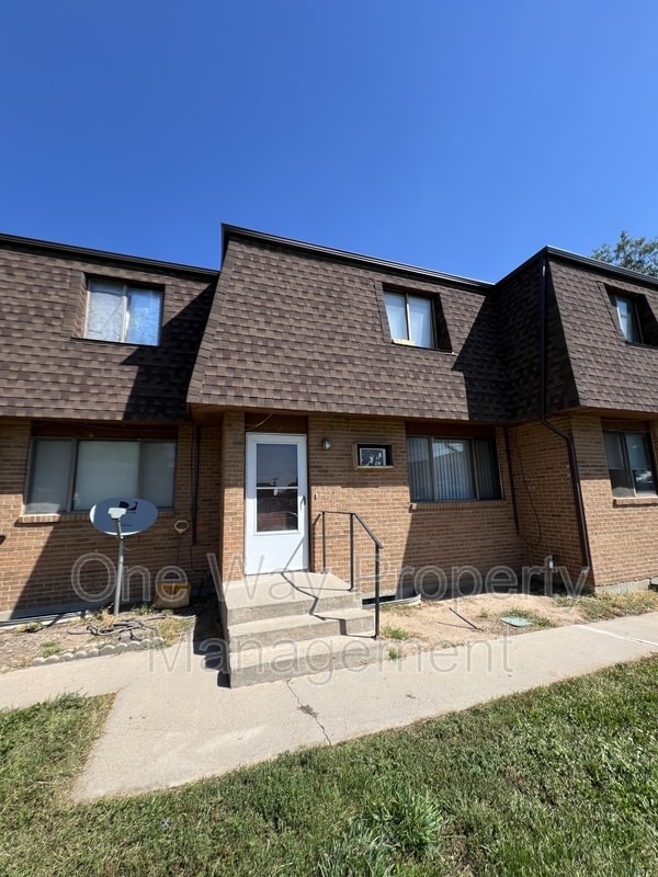 2530 49th Ave Ct in Greeley, CO - Building Photo - Building Photo