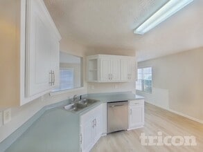 1504 Riverglen Dr in Loganville, GA - Building Photo - Building Photo