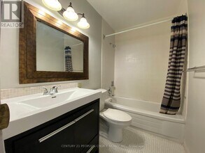 725 Don Mills Rd. in Toronto, ON - Building Photo - Building Photo