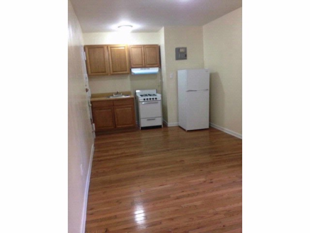 515 W 168th St-Unit -4 in New York, NY - Building Photo