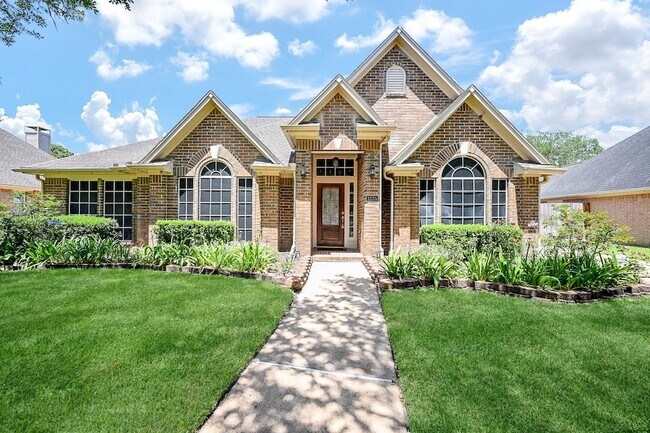 1335 Remington Crest Dr
