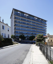 The Elysian Apartments in Los Angeles, CA - Foto de edificio - Building Photo