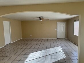 3142 W Cactus Rd in Phoenix, AZ - Building Photo - Building Photo