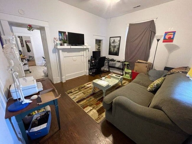 207 S Summit St in Greenville, NC - Building Photo - Building Photo
