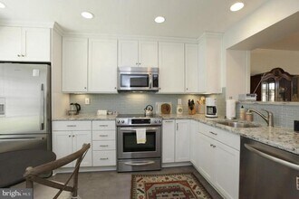 35 Fendall Ave in Alexandria, VA - Foto de edificio - Building Photo