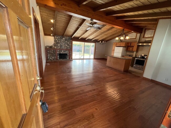 2448 Santa Ysabel Ave in Fullerton, CA - Building Photo - Building Photo