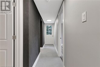 19 Hamel Ave in Kitchener, ON - Building Photo - Building Photo