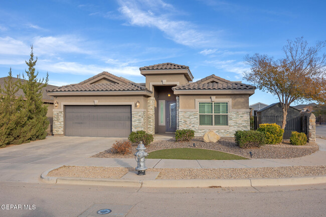 1100 Spofford Pl in El Paso, TX - Building Photo - Building Photo