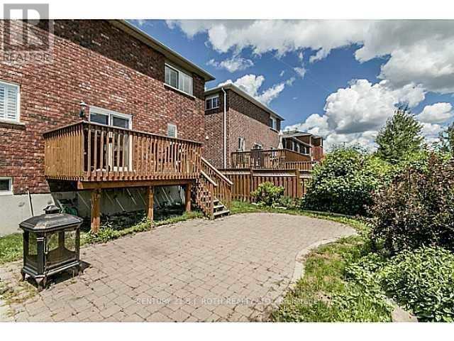 45 Butternut Dr in Barrie, ON - Building Photo - Building Photo