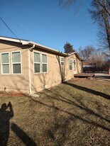 1503 Osborne St in Salina, KS - Building Photo