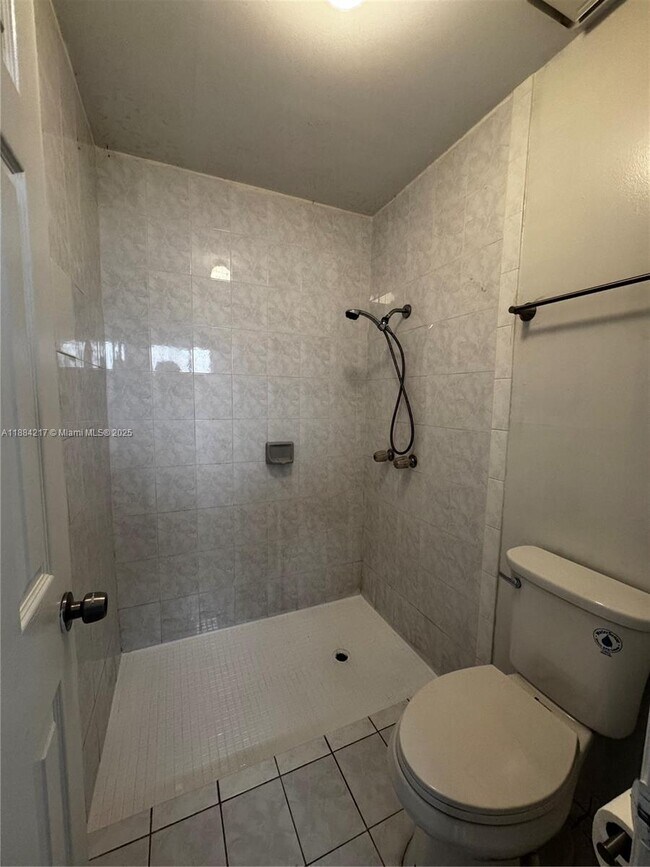 26245 SW 141st Pl in Homestead, FL - Building Photo - Building Photo