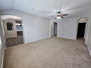 5813 World Champion Ct in Fort Worth, TX - Building Photo - Building Photo