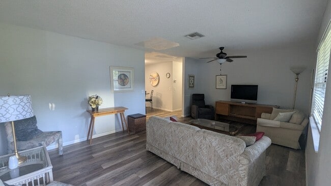 9708 W Sandra St in Crystal River, FL - Building Photo - Building Photo