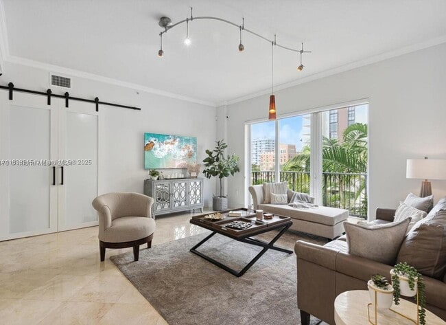 642 Valencia Ave in Coral Gables, FL - Building Photo - Building Photo
