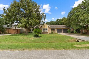 10126 Metronome Dr in Houston, TX - Building Photo