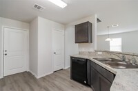 5031 Banyan Tree Trl in Spring, TX - Building Photo - Building Photo