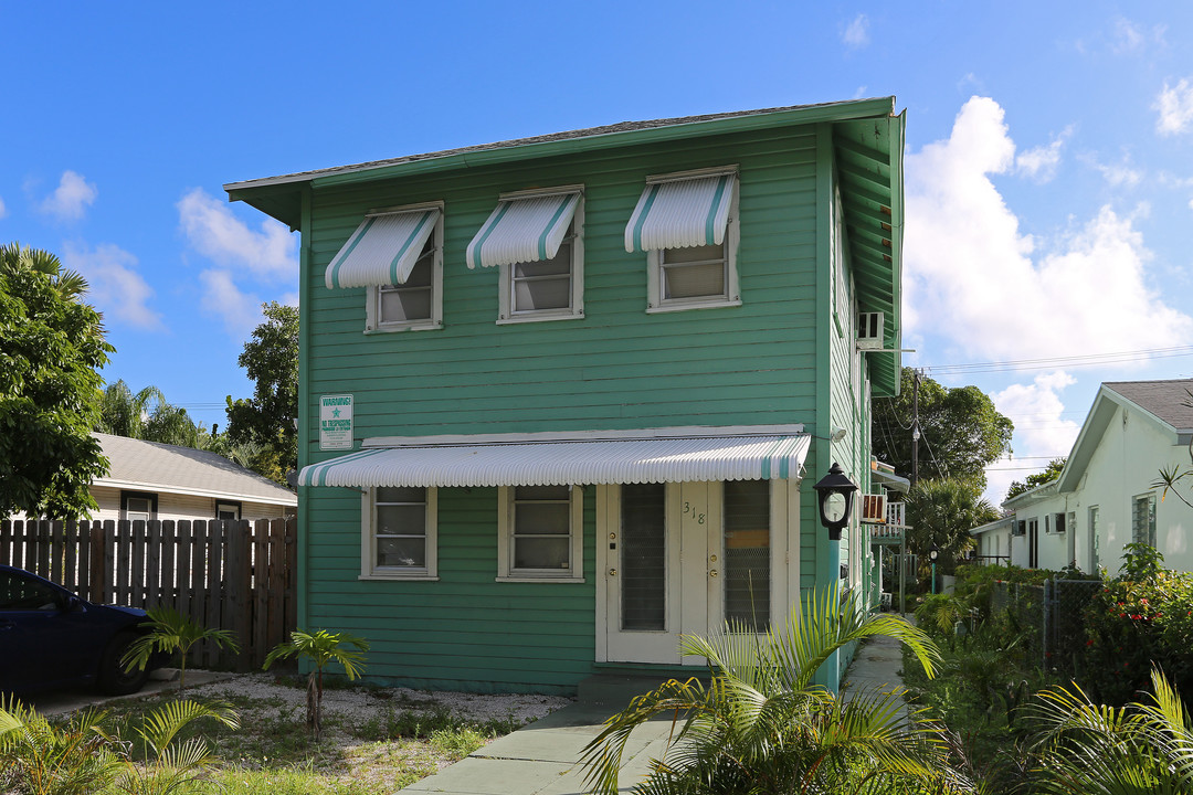 318 S K St in Lake Worth, FL - Building Photo