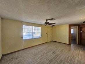 3048 Coldwell Dr in Holiday, FL - Building Photo - Building Photo